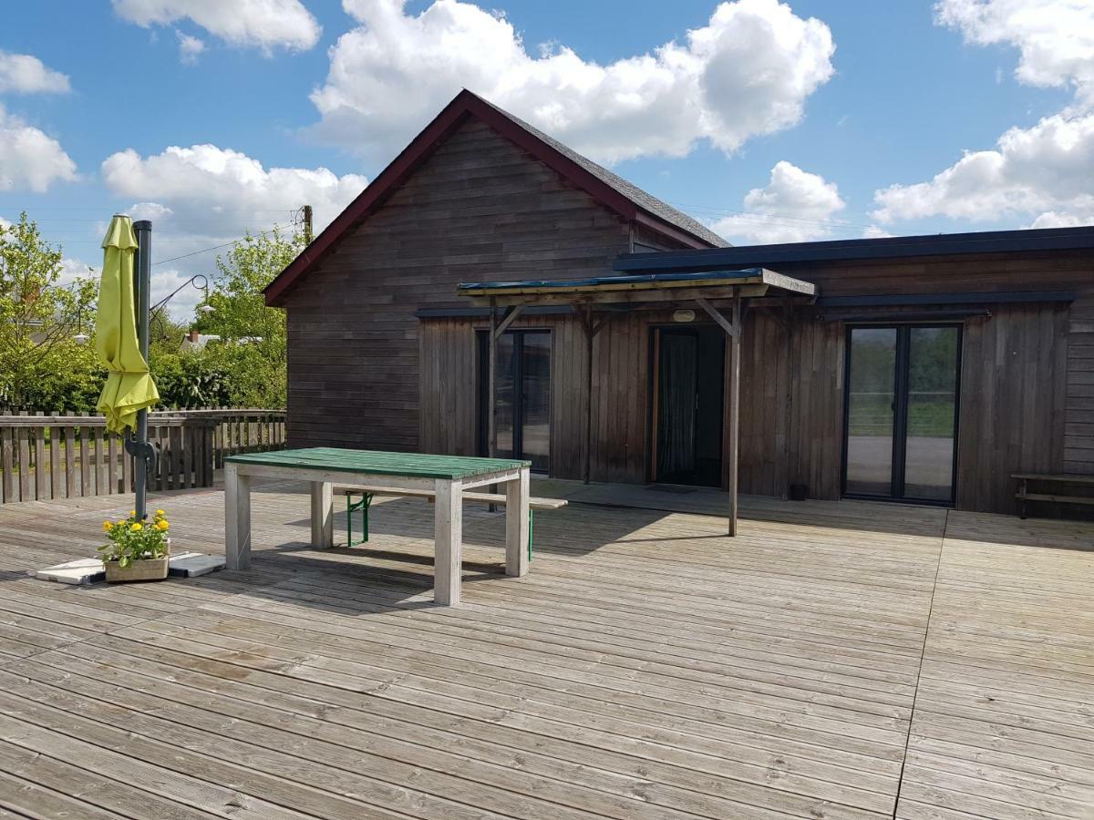 Vila Au Ptit Venton La Jaille-Yvon Exteriér fotografie